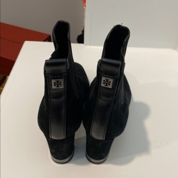 Ankle_Boots_&_Booties